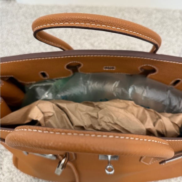 INSPIRED B BAG SIZE 40 in GOLD with palladium hardware - Picture 5 of 16